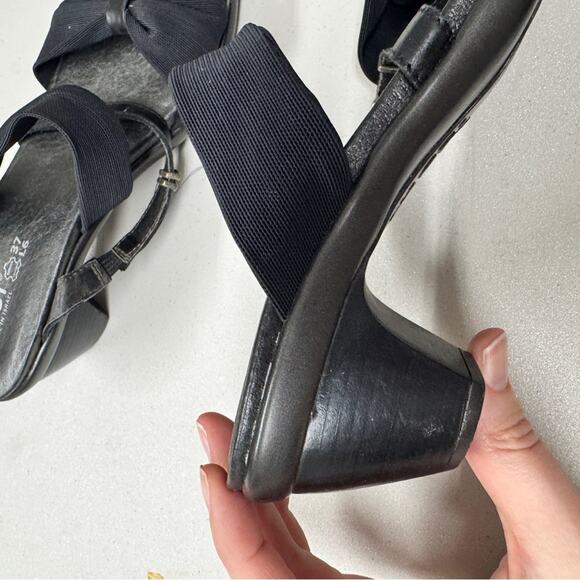 Naot Black Strappy Slid On Mule Sandals Womens 6 Leather Fabric Kitten Heels - Picture 2 of 8